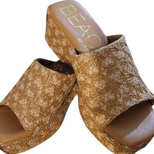 Coconuts by Matisse Women's Cruz Tan/Brown Wedge Slide Sandal 9 B(M) US New